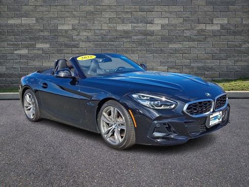 Used 2025 BMW Z4 sDrive30i image 1