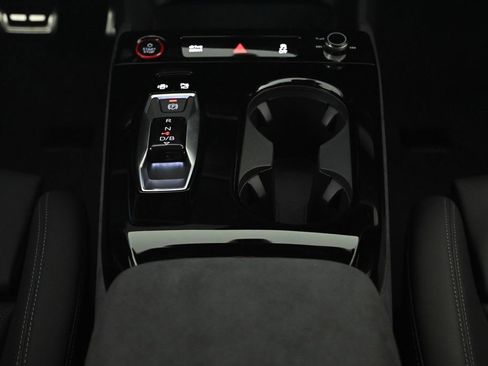 New 2025 Audi S6 e-tron Premium Plus image 13