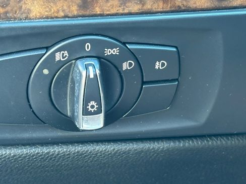 Used 2012 BMW 328i Convertible image 31