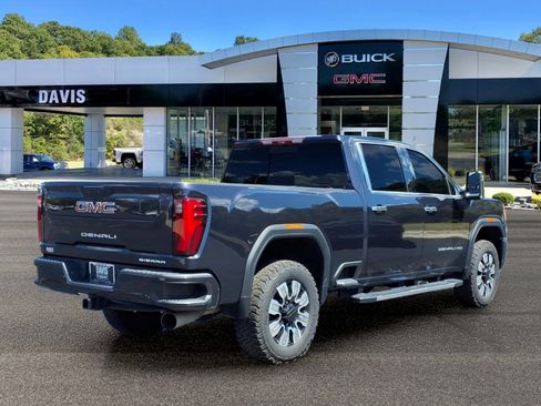 Used 2024 GMC Sierra 2500 Denali w/ Denali Reserve Package AWD/4WD image 6