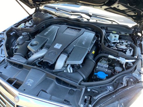 Used 2013 Mercedes-Benz E 63 AMG AMG Sedan image 24