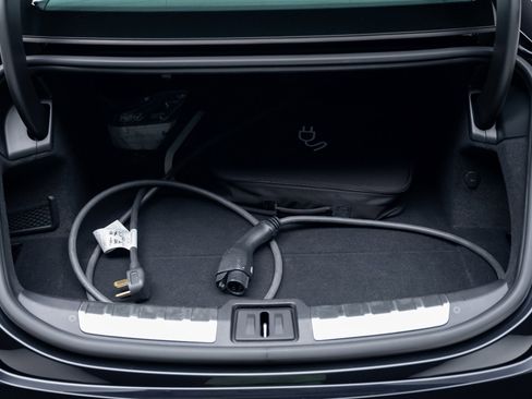 Used 2022 Porsche Taycan 4S image 70