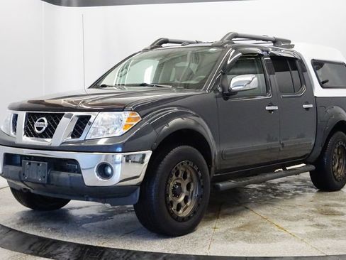 Used 2012 Nissan Frontier SL w/ Moonroof Pkg image 1