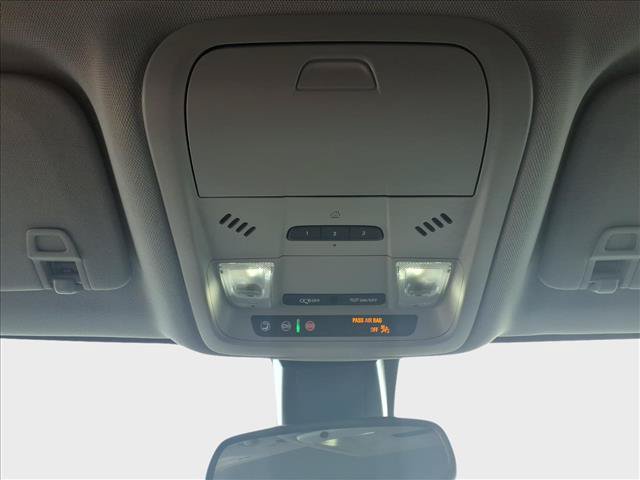 Used 2025 Chevrolet Blazer LT FWD image 26
