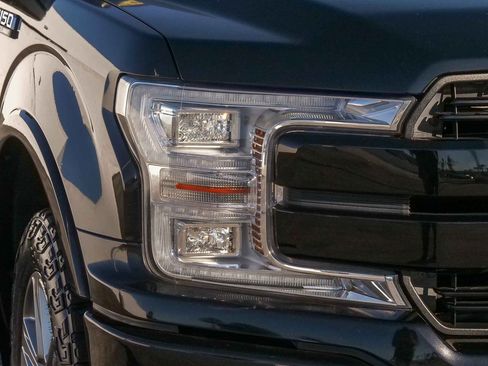 Used 2018 Ford F150 Lariat w/ Equipment Group 502A Luxury image 4