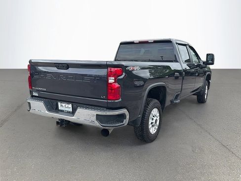 Used 2024 Chevrolet Silverado 2500 LT AWD/4WD image 4