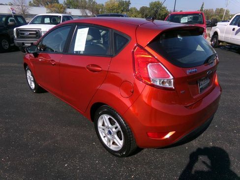 Used 2019 Ford Fiesta SE w/ Cold Weather Package FWD image 8