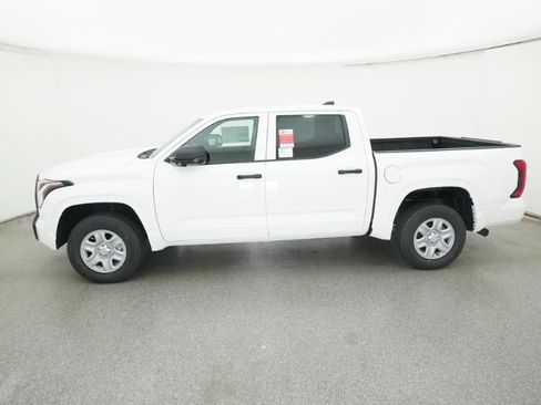 New 2026 Toyota Tundra SR image 3
