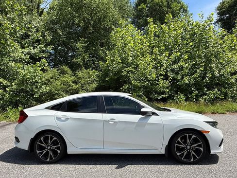 Used 2020 Honda Civic Sport image 5