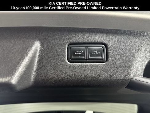 Certified 2025 Kia Carnival SX Prestige FWD image 34