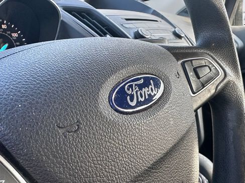 Used 2018 Ford Escape S FWD image 4