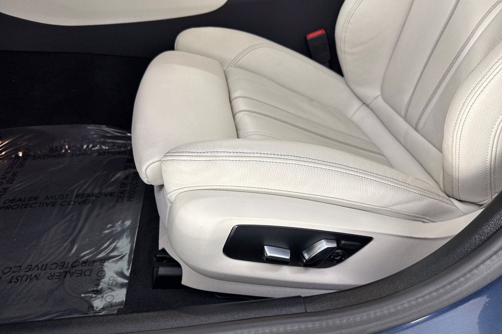 Used 2023 BMW 540i w/ M Sport Package RWD image 15