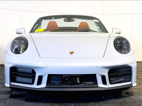 New 2026 Porsche 911 Carrera 4S image 10