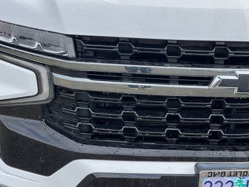 Used 2022 Chevrolet Suburban Z71 image 45