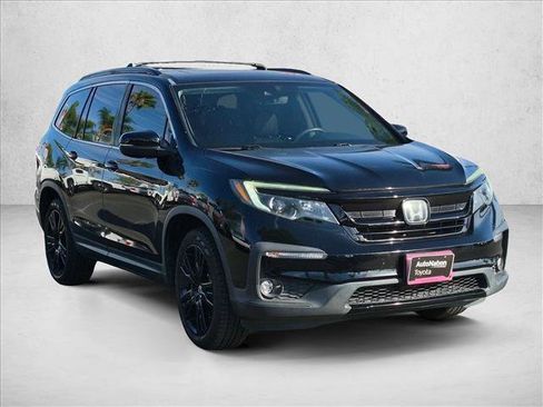 Used 2021 Honda Pilot Special Edition image 3