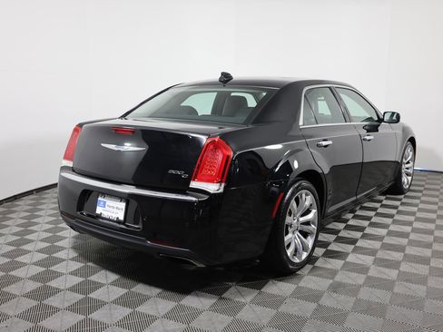 Used 2017 Chrysler 300 C w/ Safetytec Plus Group RWD image 5