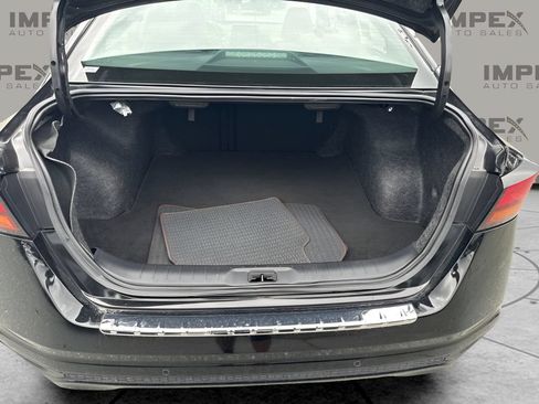 Used 2023 Nissan Altima 2.5 SR FWD image 21