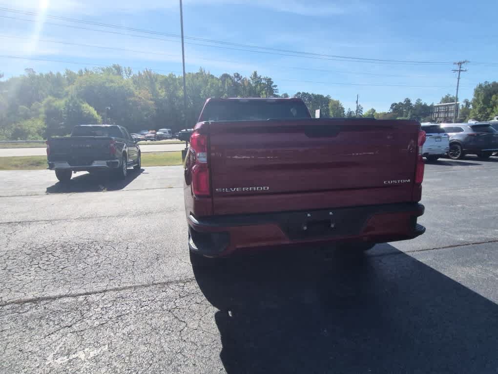 Used 2021 Chevrolet Silverado 1500 Custom AWD/4WD image 6