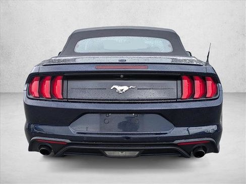 Used 2021 Ford Mustang Premium image 6