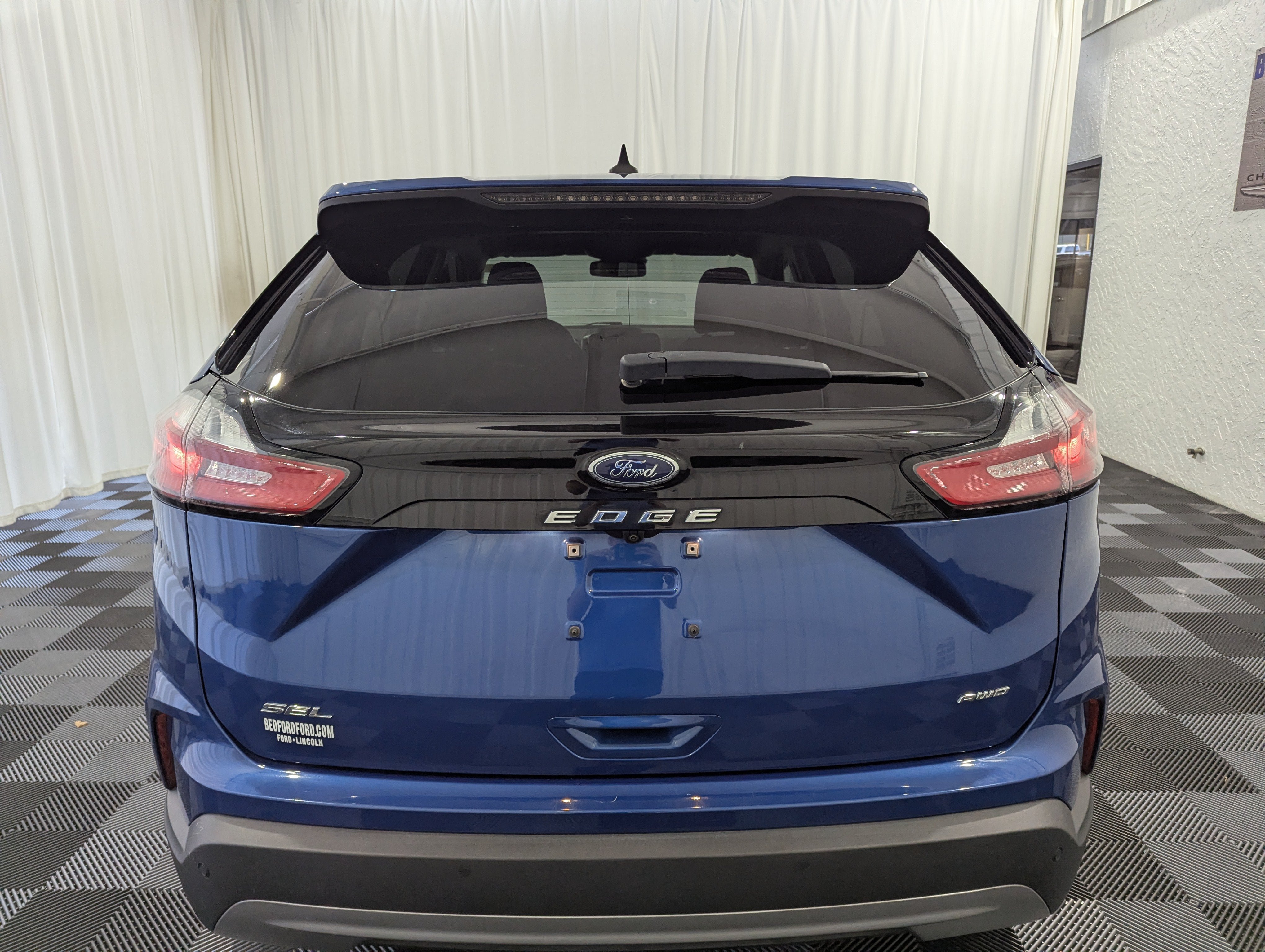 Used 2024 Ford Edge SEL w/ Convenience Package AWD/4WD image 8