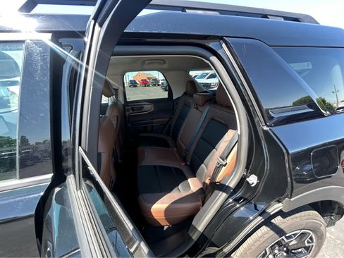 Used 2025 Ford Bronco Sport Outer Banks w/ Outer Banks Tech Package+ AWD/4WD image 15