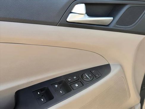 Used 2020 Hyundai Tucson Value image 9