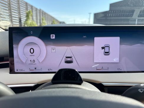 New 2026 Genesis GV70 2.5T Advanced AWD/4WD image 17