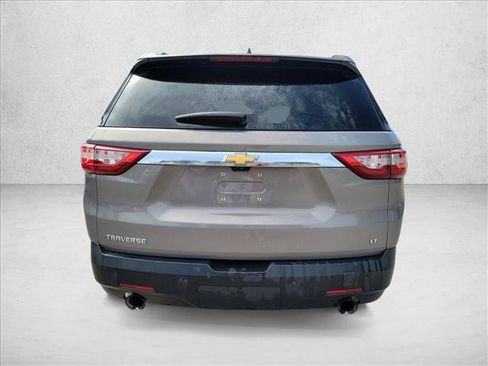Used 2019 Chevrolet Traverse LT w/ LT Premium Package FWD image 6