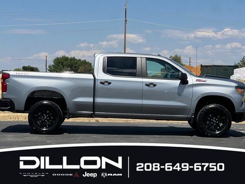 Used 2025 Chevrolet Silverado 1500 Custom Trail Boss AWD/4WD image 3