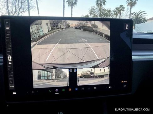 Used 2022 Tesla Model S Plaid image 30