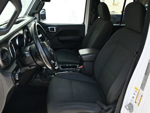 Used 2019 Jeep Wrangler Unlimited Sport S AWD/4WD image 15