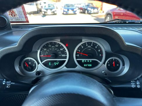 Used 2007 Jeep Wrangler Unlimited Sahara image 10