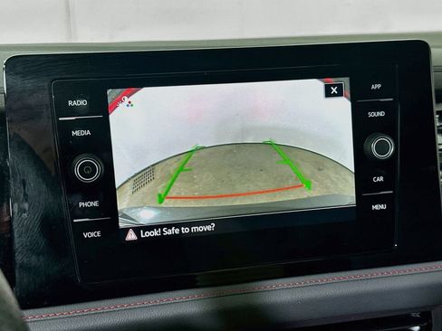 Used 2025 Volkswagen Jetta GLI Autobahn FWD image 10