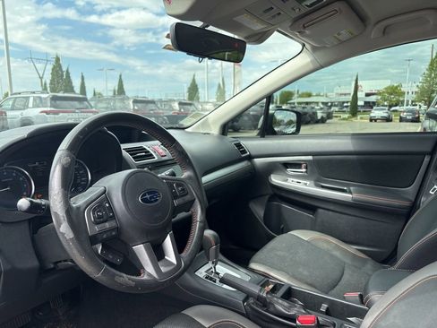Used 2017 Subaru Crosstrek 2.0i Premium image 4