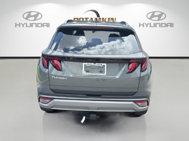 New 2026 Hyundai Tucson SEL Plus w/ Tow & Go Package FWD image 6