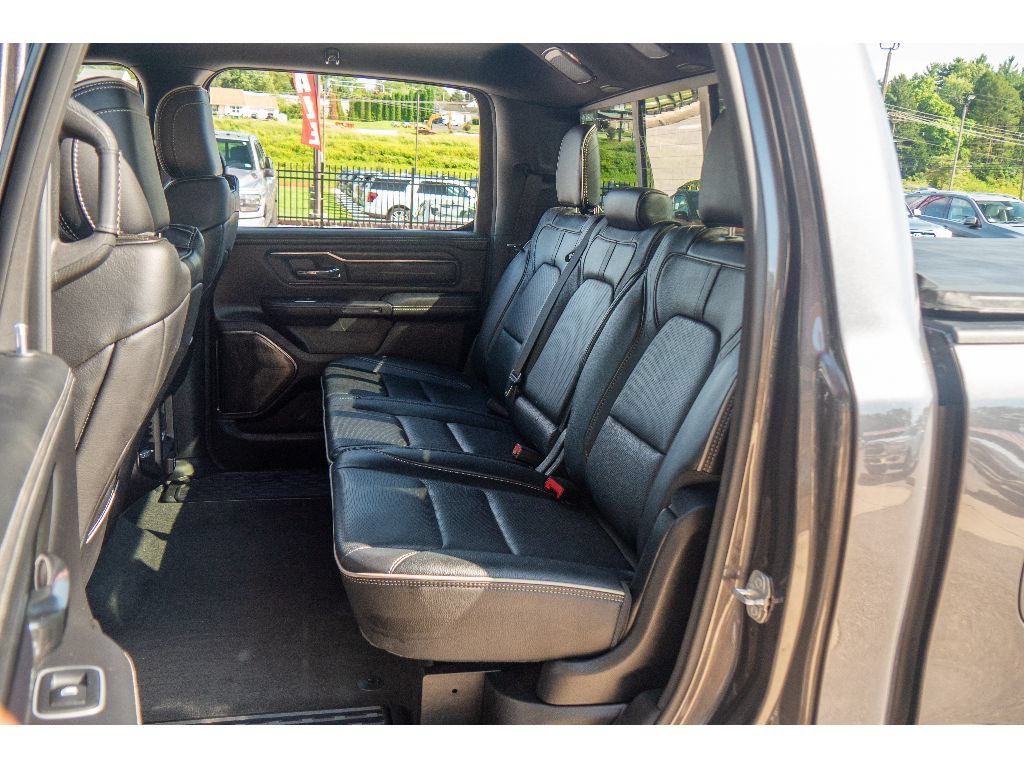 Used 2022 RAM 1500 Limited AWD/4WD image 18