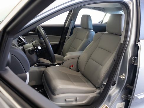 Used 2018 Acura ILX w/ Special Edition Package image 17