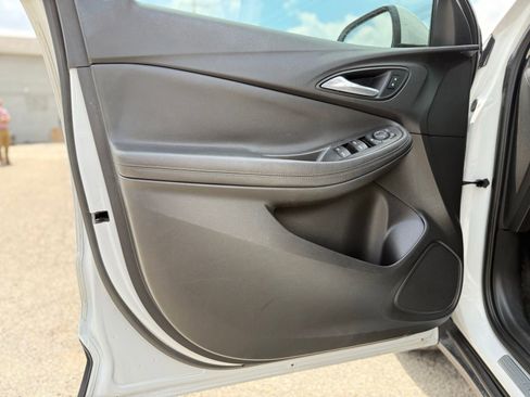 Used 2020 Buick Encore GX Select FWD image 13