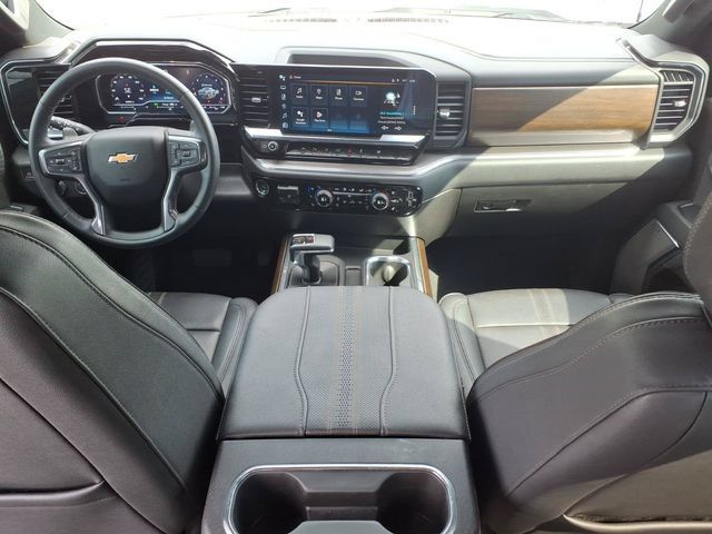 Used 2023 Chevrolet Silverado 1500 High Country AWD/4WD image 24