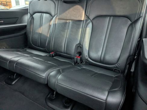 Used 2024 Jeep Wagoneer Series II image 26