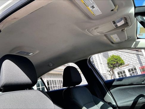 Used 2018 Chevrolet Cruze LT w/ LT Fleet Convenience Package FWD image 17