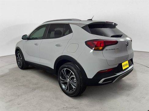 Certified 2023 Buick Encore GX Select image 3