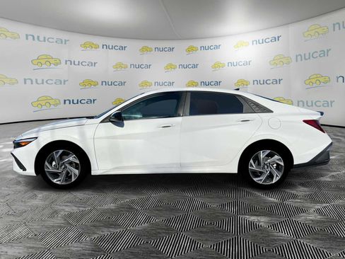 New 2025 Hyundai Elantra Sport image 4