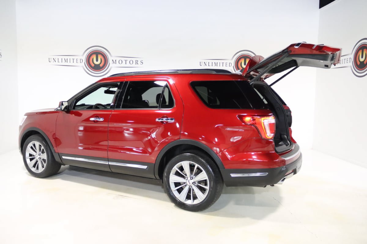 Used 2018 Ford Explorer Limited AWD/4WD image 25