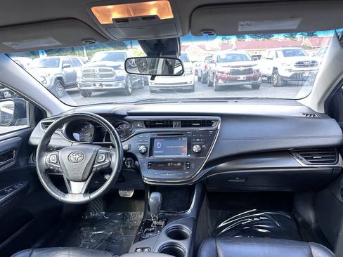 Used 2017 Toyota Avalon XLE FWD image 14