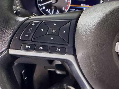 Used 2025 Nissan Sentra SV FWD image 14