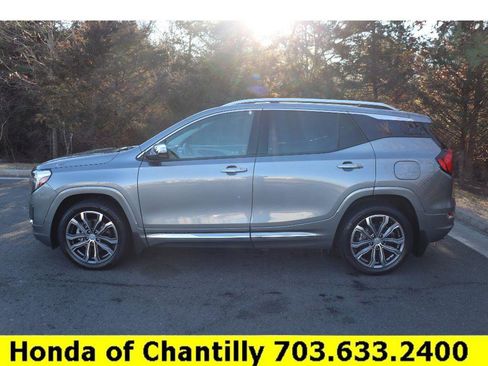 Used 2020 GMC Terrain Denali w/ Denali Premium Package image 4