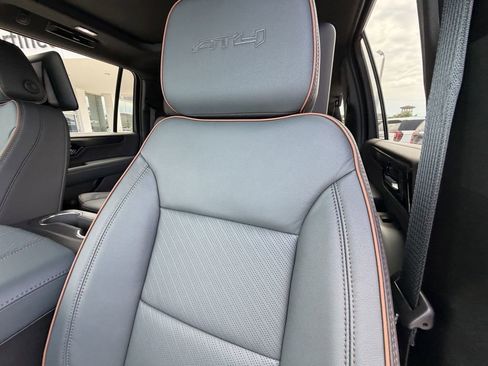 New 2026 GMC Yukon XL AT4 w/ AT4 Premium Plus Package AWD/4WD image 21