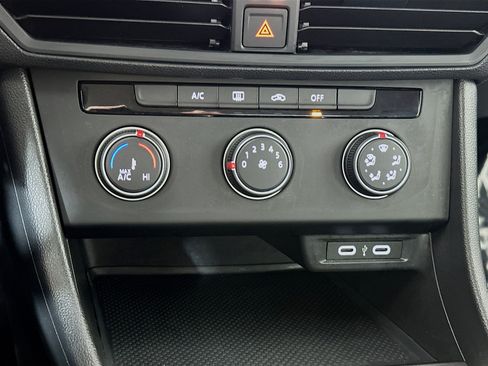 Used 2024 Volkswagen Jetta S image 15