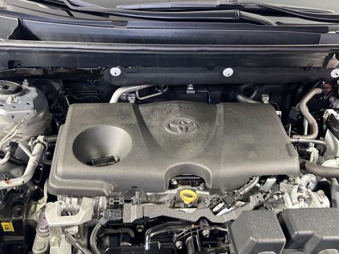 Used 2025 Toyota RAV4 LE FWD image 27
